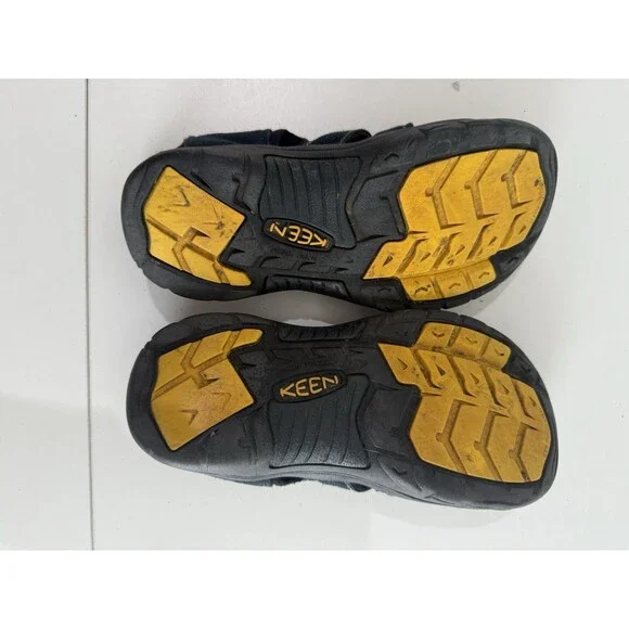 Keen Navy Blue Sandals Sport Hiking Waterproof Shoes Youth Size 4 - Picture 7 of 13